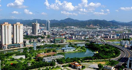 周年迎來小長假 大批廣州客涌入中山買房